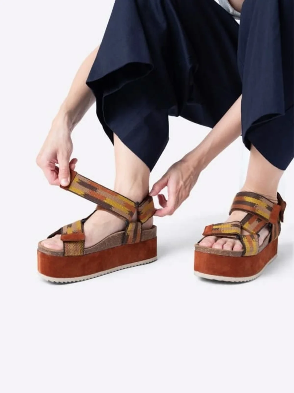 NWT Free People Intentionally Blank Flatform
